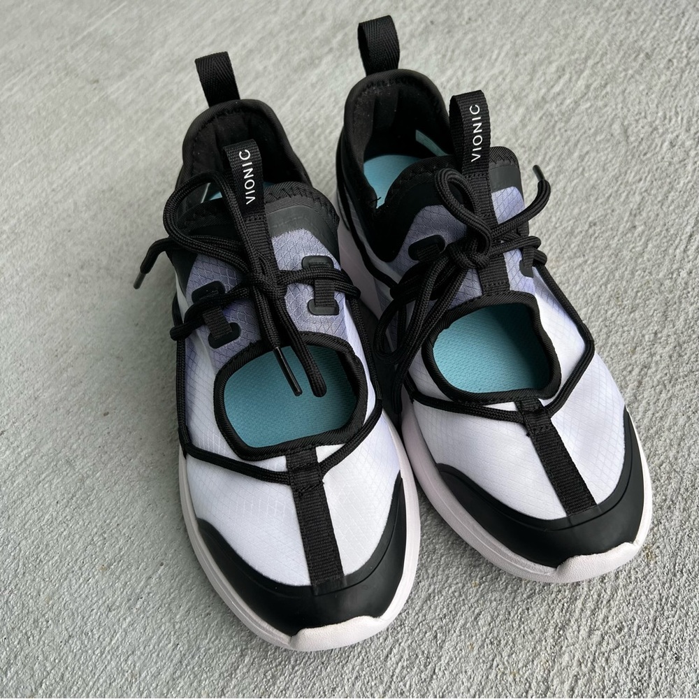 Vionic Giselle Women's Comfort Black White Sneakers